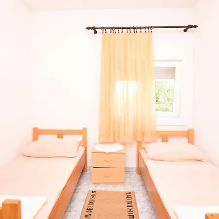 Ruza Privlaka (Zadar)